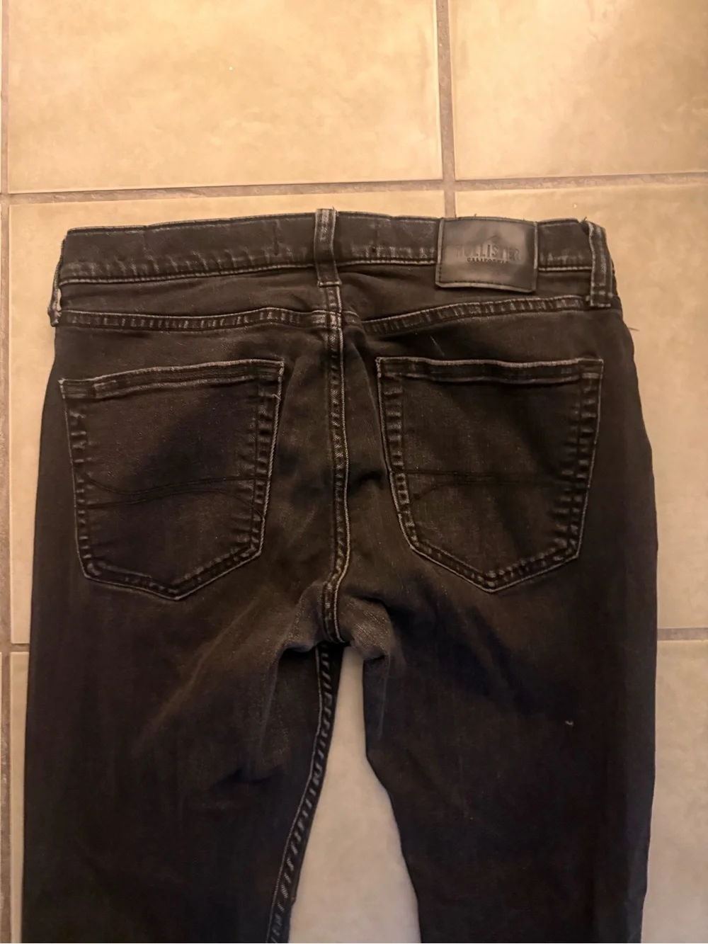 Hollister slim black
